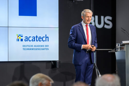 acatech President Thomas Weber opened the acatech Senate event.