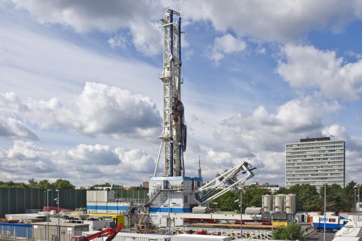 Drilling location with drilling facility at Geozentrum Hannover
