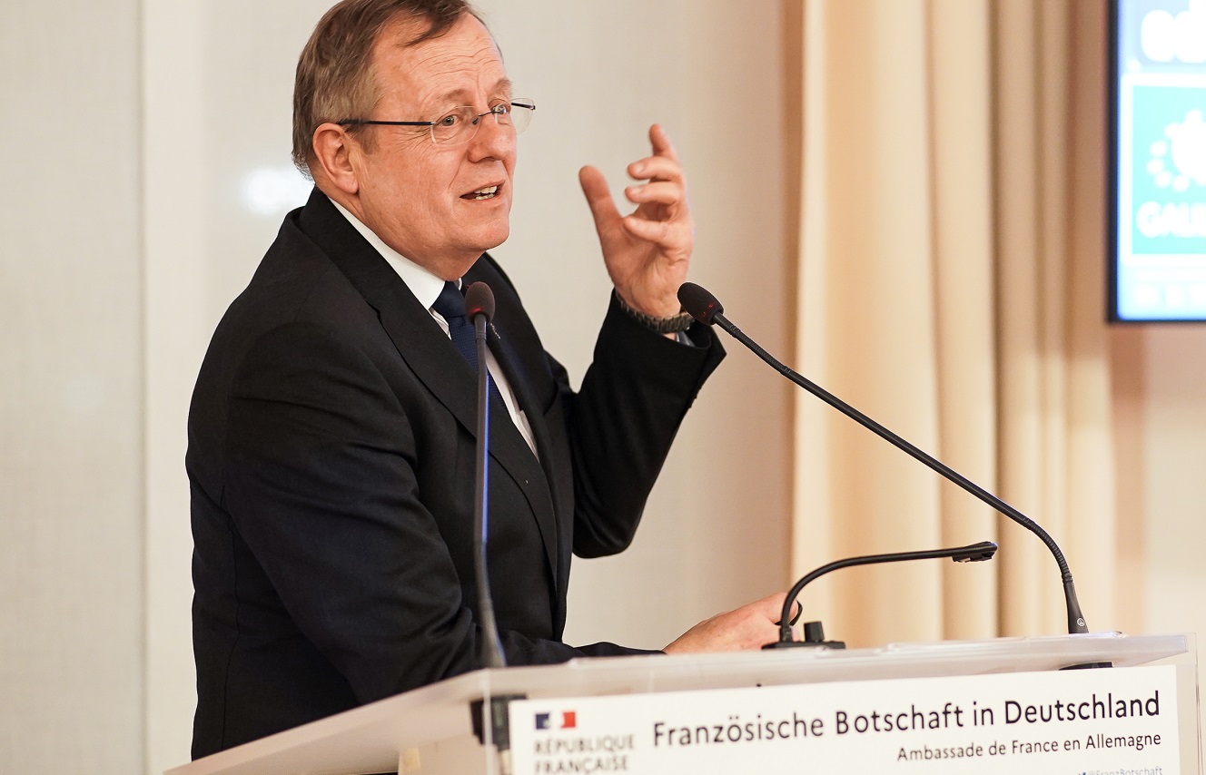 acatech President Jan Wörner during his lecture at the French Embassy in Berlin.